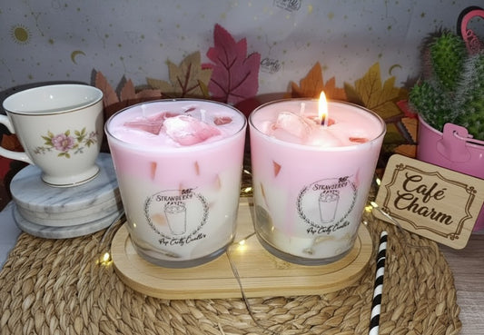 Vela Artesanal "Strawberry latte"! 🍓