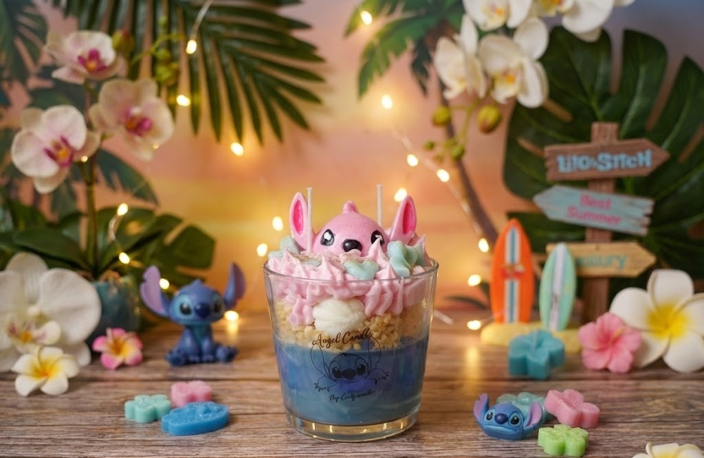 Vela Artesanal "Angel" 💖 - La Dulce Compañera de Stitch 🌺